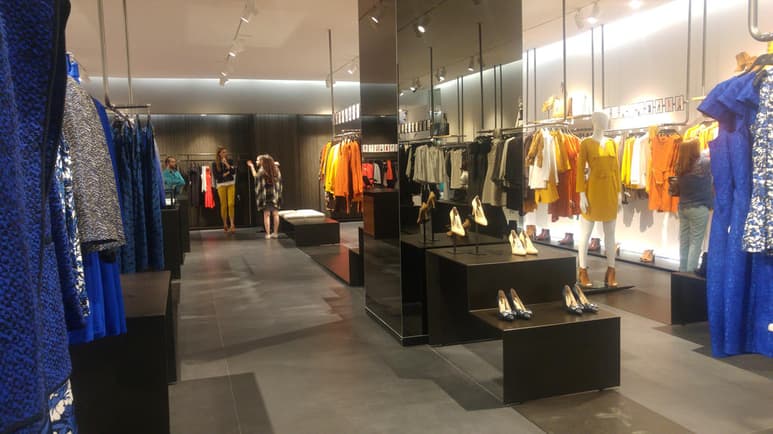 La ropa, dulces, whisky y maquillaje son los principales productos robados durante la recta final de año. (ARCHIVO)