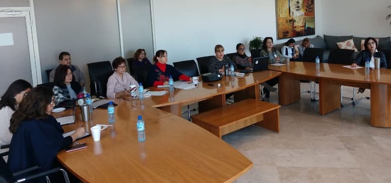 En momentos la sesión de la Comisión se tornó álgida ante cuestionamientos de regidoras. (DIANA GONZÁLEZ)
