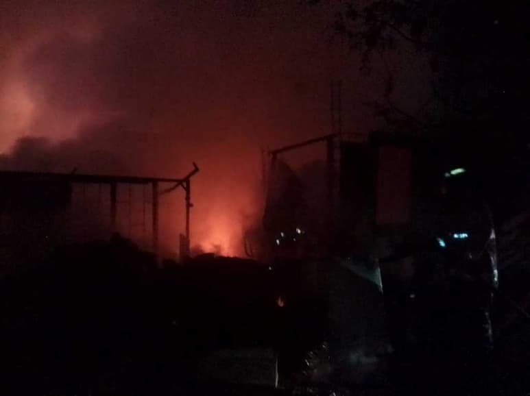 Autoridades desconocen las causas que originaron el incendio en casa del sexagenario. (EL SIGLO DE TORREÓN)