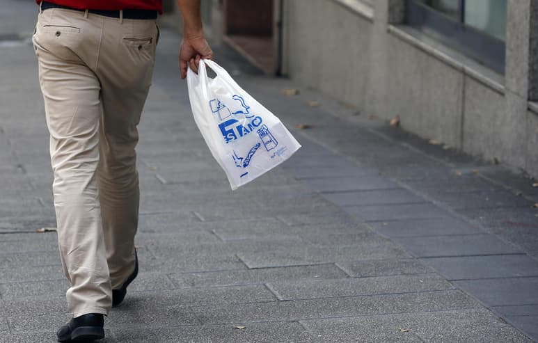 Los materiales video gráficos que ya están circulando como parte de la campaña para informar a los capitalinas sobre esta prohibición. (ARCHIVO)