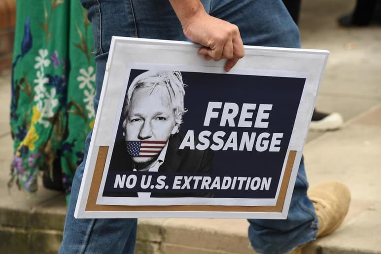 El caso abrió una puerta para que Assange evite su traslado a Estados Unidos. (ARCHIVO)