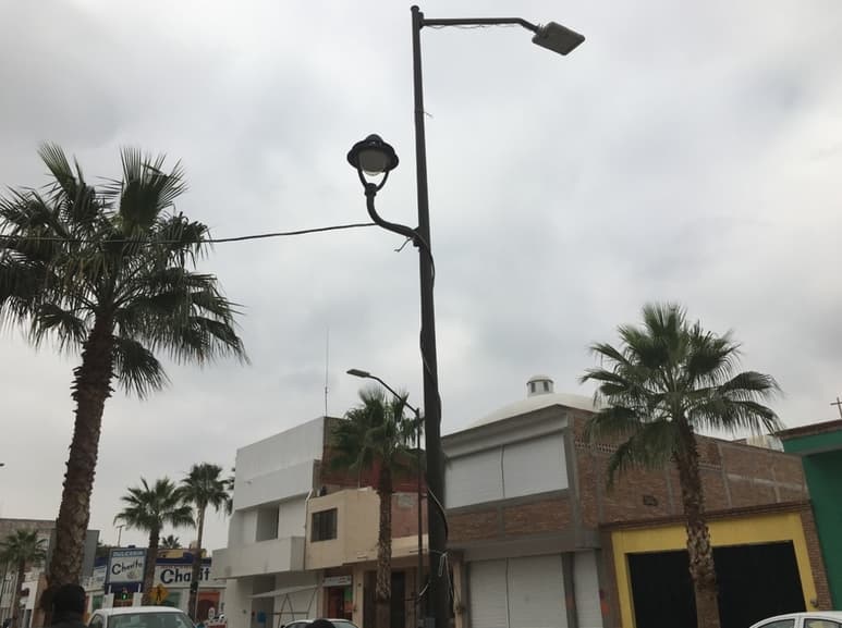 A un 60 por ciento, el censo de luminarias que realizan en conjunto el Ayuntamiento y la Comisión Federal de Electricidad. (EL SIGLO DE TORREÓN)