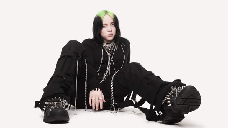 Para celebrar su cumpleaños número 18, la cantautora estadounidense Billie Eilish recopila en un video algunos momentos de cuando era niña mostrando desde entonces su pasión por la música. (ESPECIAL)