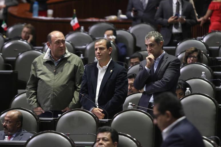 El legislador priista por el estado de Coahuila aseguró que esta temporada de vacaciones de fin de año es cuando más migrantes vuelven a sus lugares de origen, procedentes de la frontera norte, para reunirse con sus familiares. (ARCHIVO)