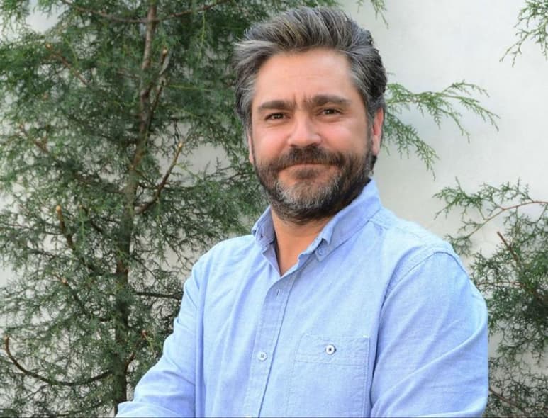 El actor sigue trabajando aun en época de vacaciones. (INTERNET)