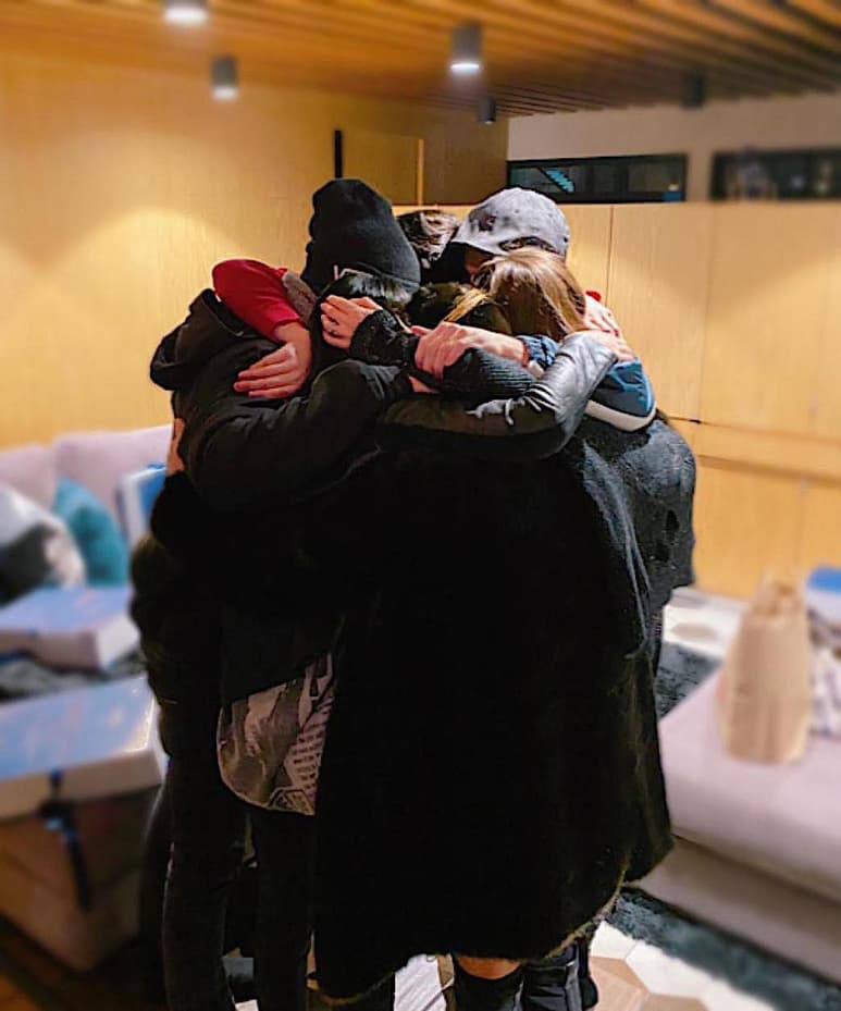Juntos. Integrantes de RBD se reencuentran a 11 años de su separación, comparten una imagen en redes sociales que se viralizó. (ESPECIAL)
