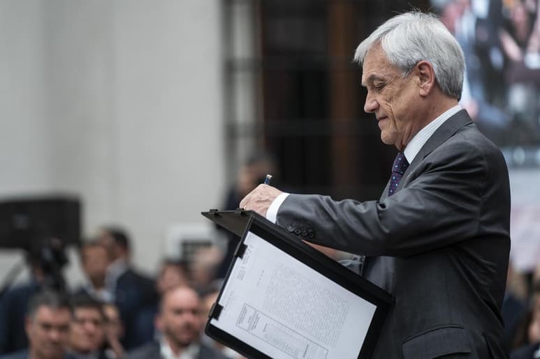 El documento verifica las graves y múltiples violaciones a derechos humanos perpetradas por agentes del Estado.