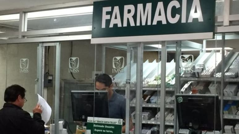 En este 2019 el IMSS recibió en sus nosocomios a casi 60 mil pacientes en el país con el VIH, y cada año registra hasta tres mil casos nuevos.
(ARCHIVO)