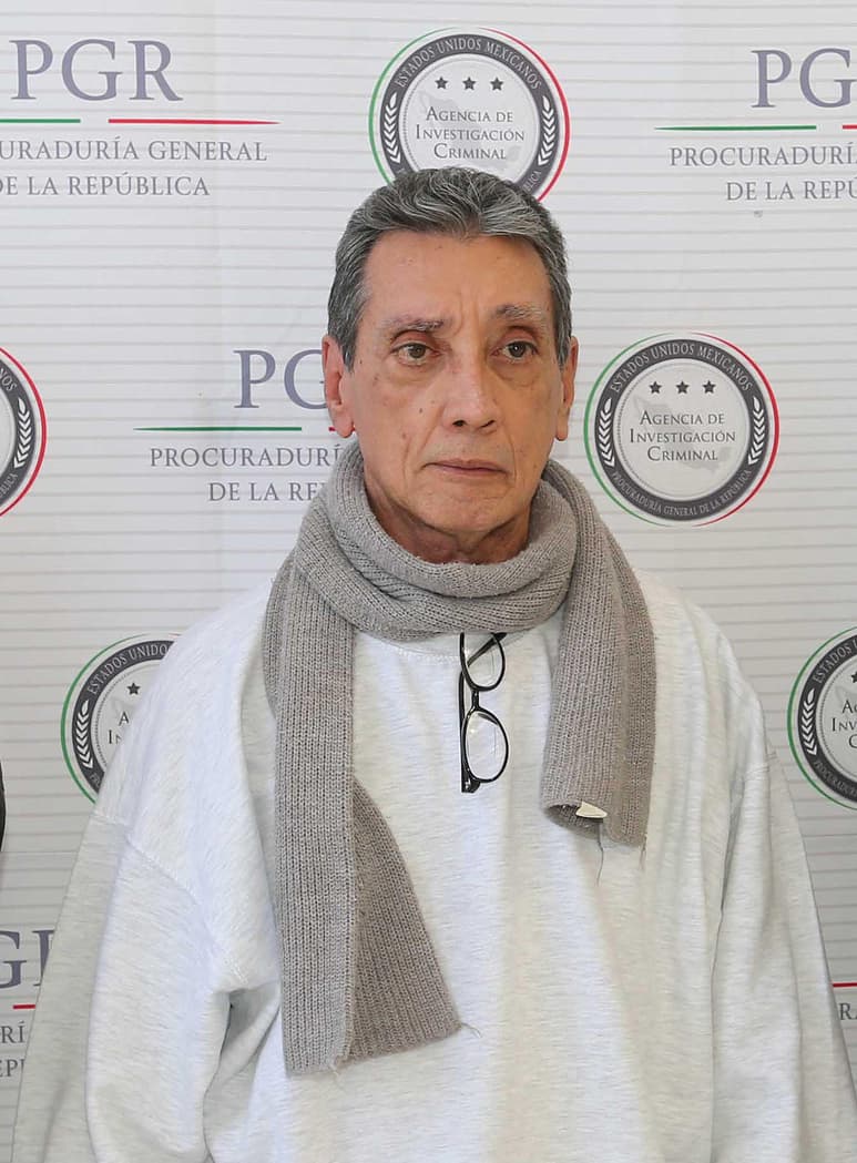 El indulto consistiría en que Villanueva pueda permanecer en arraigo domiciliario.