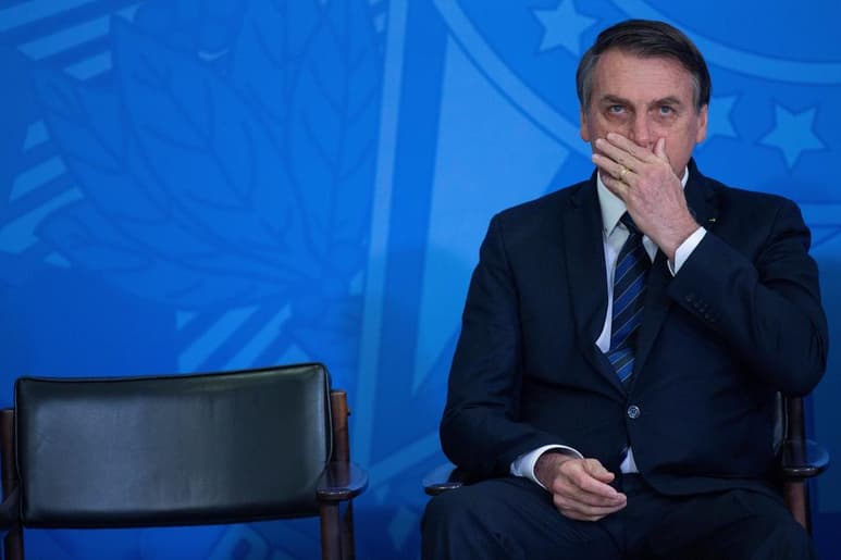 Bolsonaro también restableció la interceptación ambiental en la residencia de investigados. (ARCHIVO)