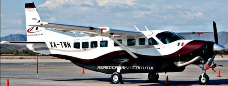 'Rumbo a Hermosillo en busca de mi hijo, Dios me lo encontrará con bien', publicó el padre Carlos Omar Zárate, quien viajaba en el avión de Calafina Airlines con el que se perdió contacto cerca del Mar de Cortés. Realiza búsqueda aérea para localizarlo. (TWITTER)