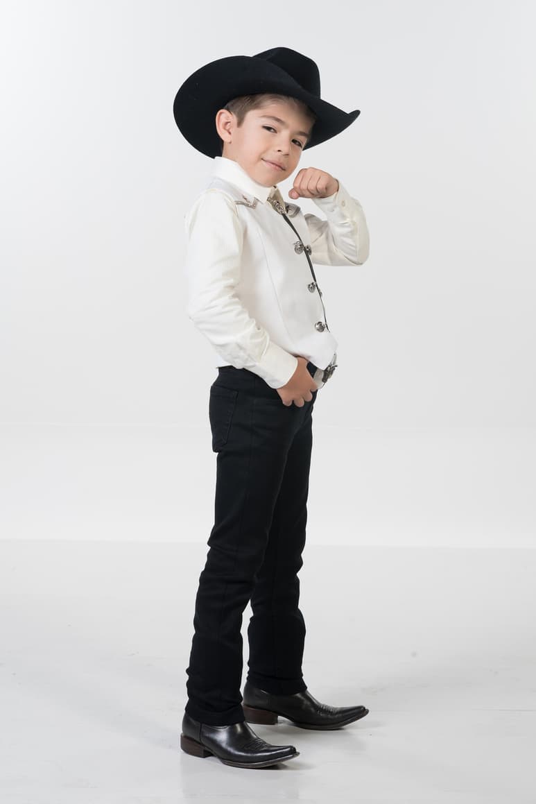 Roberto Xavier dijo que antes de llegar a La
Voz Kids se dedicaba a cantar en las calles y los restaurantes. (CORTESÍA)
