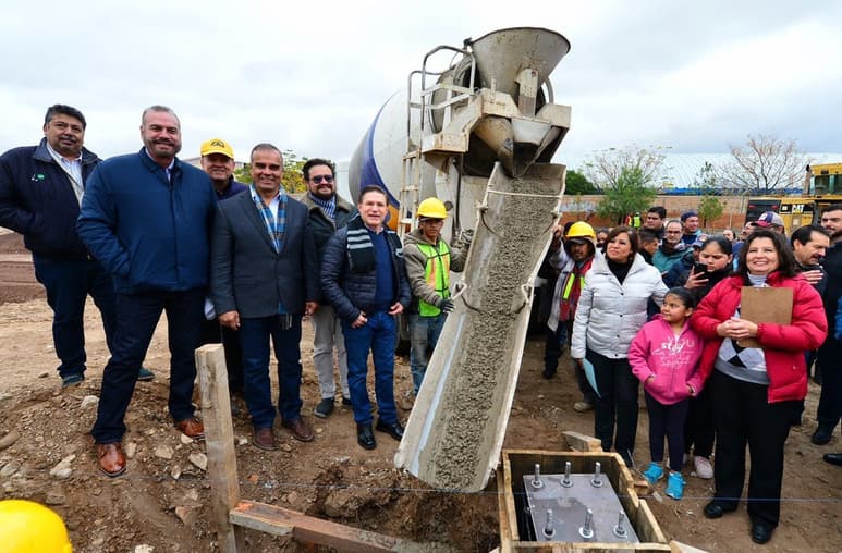 El gobernador, José Aispuro Torres, inició la rehabilitación del parque público Nuevo Durango II, con una inversión de 7 mdp. (CORTESÍA)