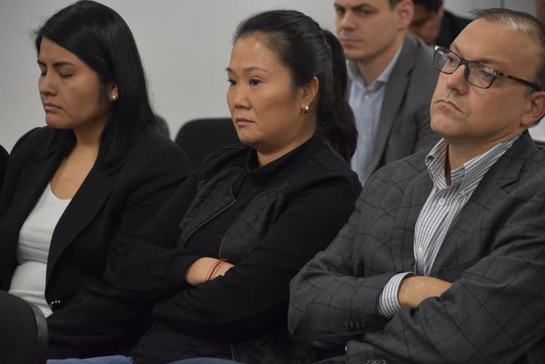 La defensa de Fujimori solicitó el retraso después de revisar la carpeta entregada por la fiscalía. (ARCHIVO)