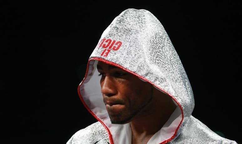Yuriorkis peligra ante ‘El Tanque’ Davis. (ARCHIVO)