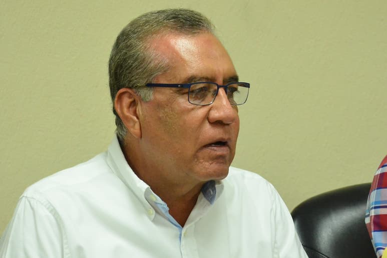 Onofre Contreras manifestó que los dos sujetos huyeron abordo de una camioneta Hyundai Tucson color arena, así como el vehículo que le despojaron, con rumbo hacia el ejido La Concha de Torreón. 
(ARCHIVO)
