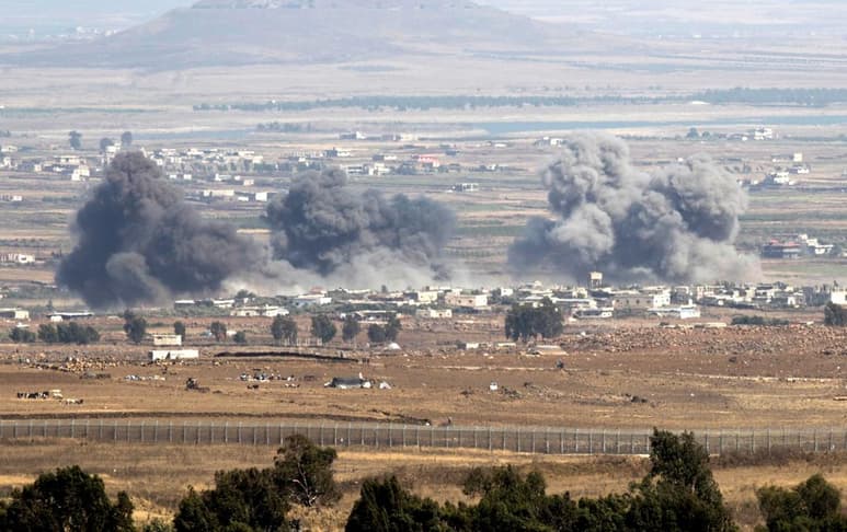 Más de 235,000 personas se han desplazado en la provincia de Idlib, en el noroeste de Siria, en las últimas dos semanas como consecuencia de la intensificación de los bombardeos rusos y del Ejército sirio. (ARCHIVO)
