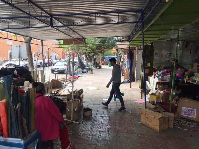 Ayer comenzó el retiro de los puestos que se colocaron en la plaza principal del municipio de Lerdo.