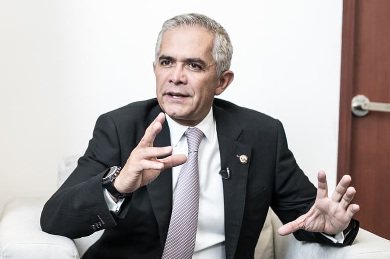 Mancera está señalado por los desvíos de Genaro García Luna. (ARCHIVO)