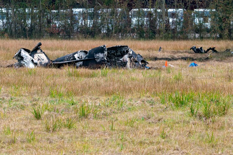 La aeronave se dirigía a un partido de playoffs del fútbol americano universitario en Atlanta. (AP)
