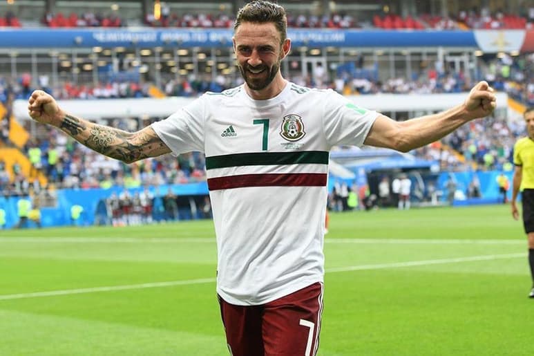 Miguel Layún, se dijo decepcionado por el trato que ha recibido de parte de algunos integrantes de la Selección Mexicana de futbol. (ESPECIAL)