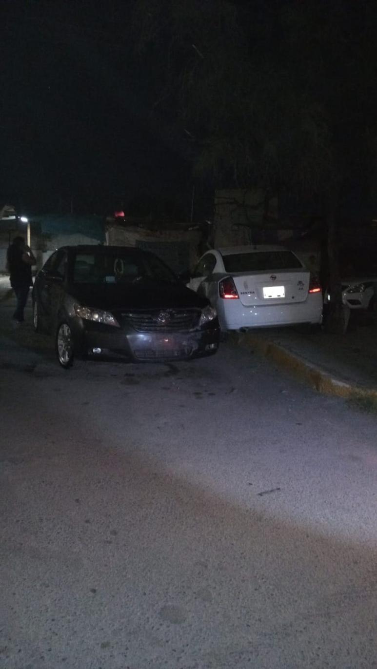 El accidente se registró durante la noche del domingo en el fraccionamiento La Feria de Gómez Palacio. (EL SIGLO DE TORREÓN)