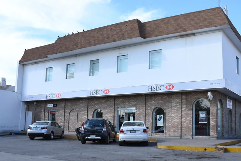 Las sucursales bancarias no abrirán mañana 1 de enero 2020 debido a que es un día festivo; llaman a programar sus pagos. (EL SIGLO DE TORREÓN)