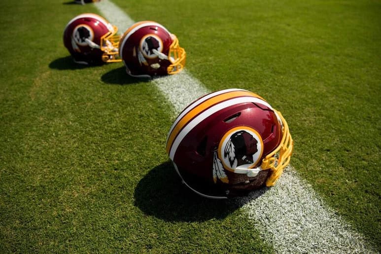 Bruce Allen pierde su cargo en Washington. (ESPECIAL) 
