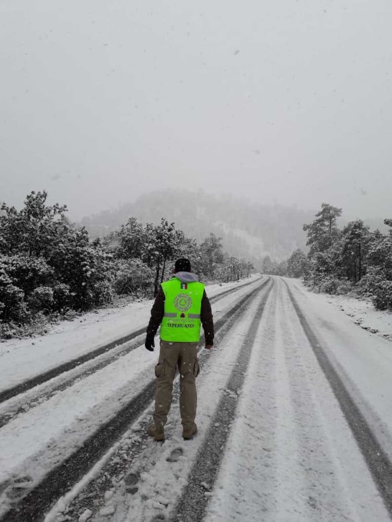 El 2020 arrancó con mucha nieve para el estado de Durango, pero tambien con mucha agua; reporaron caída de nieve en siete municipios. (CORTESÍA)