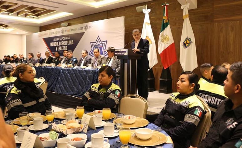 El mandatario refirió que lo dice en un tono de colaboración pero también manifestó que será enérgico para que se haga respetar y valer la ley en Coahuila. (EL SIGLO COAHUILA)