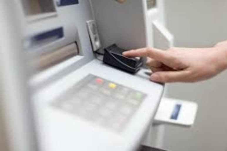 Además de los bancos, el Gobierno mexicano va por un software para sistematizar los datos biométricos de todos los mexicanos. (ARCHIVO)
