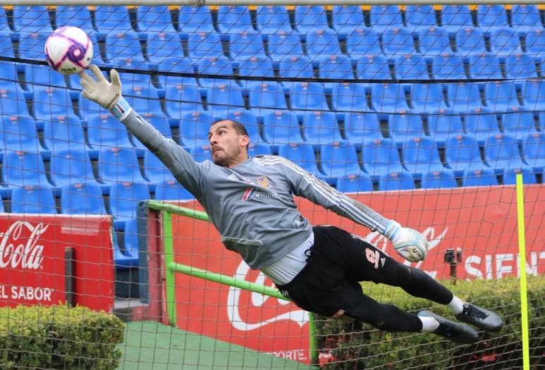 El argentino se prepara junto a su equipo rumbo al arranque del Clausura 2020, donde debutarán en casa enfrentando al Atlético San Luis. (ESPECIAL)
