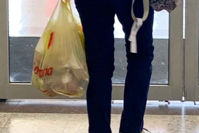 Los aspectos que se abordan en las propuestas son: inhibición del uso de las bolsas, desde su prohibición gradual o, en su caso total, incluyendo en algunos casos el cobro de las mismas. (ARCHIVO)