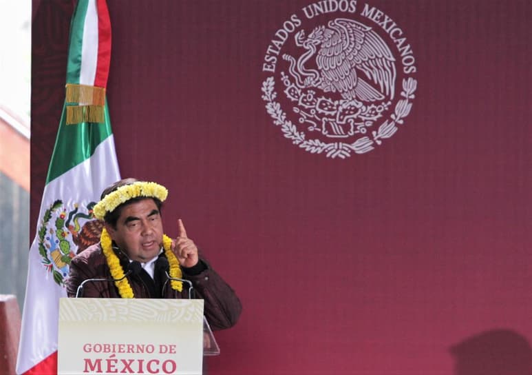 Barbosa Huerta reprochó que los integrantes de las comunidades indígenas acusen olvido y pidió que eliminen de sus reclamos dicha palabra. (NOTIMEX)