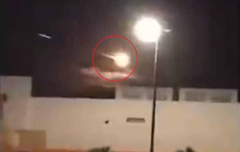 Testigos compartieron las imágenes que registraron de la enorme bola de fuego, en redes sociales.