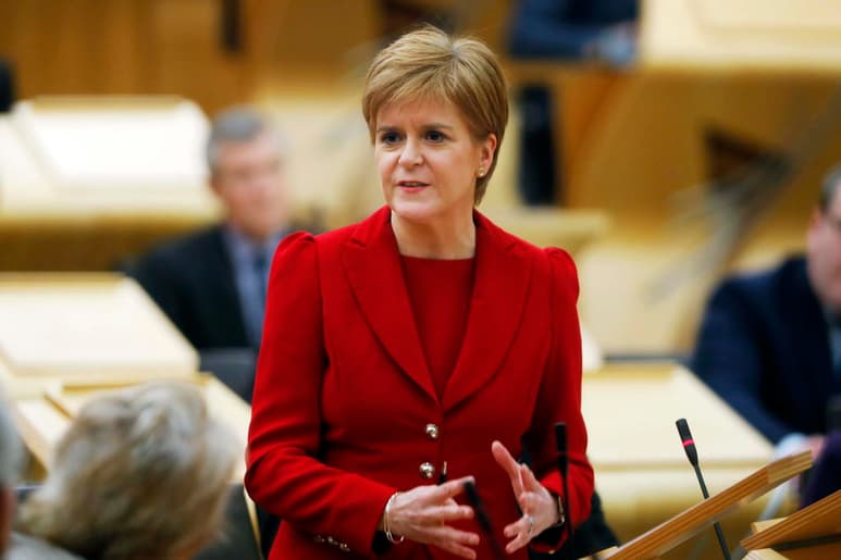 Nicola Sturgeon se ha negado a dar consentimiento sobre la ley. (ARCHIVO)