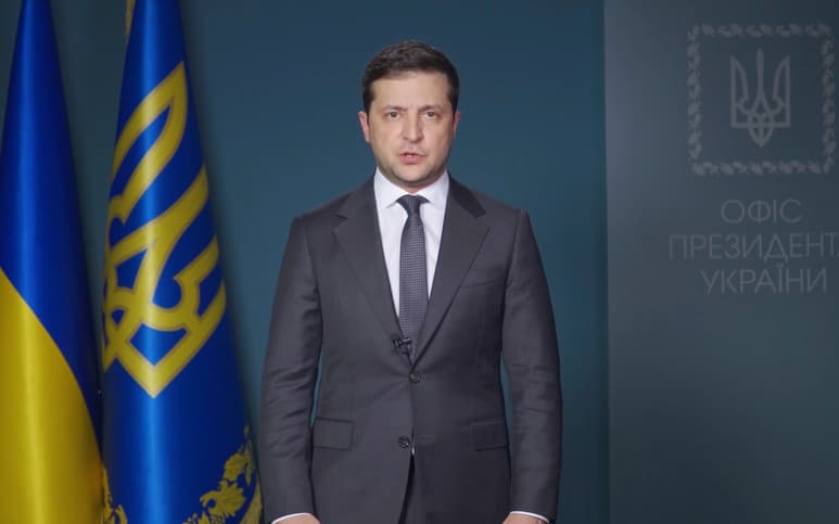 El presidente de Ucrania, agradeció a Francia su 'disposición a ayudar' a Kiev en la investigación. (AP)