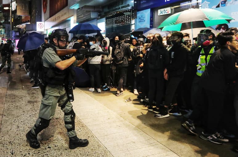 Hong Kong le prohibió la entrada al director de Human Rights Watch. (ARCHIVO)