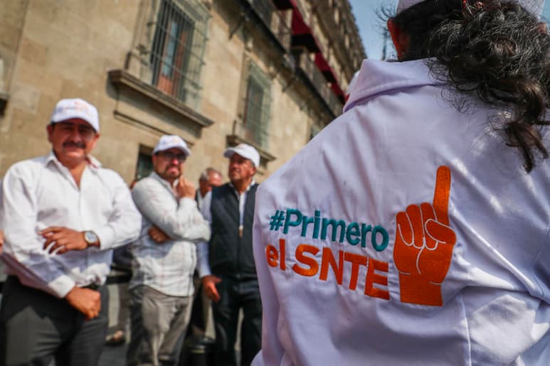 Por primera vez en su historia, los maestros y trabajadores educativos votarán directamente para elegir a los dirigentes seccionales en los 30 procesos estatales que se tienen contemplados para este año. (ARCHIVO)
