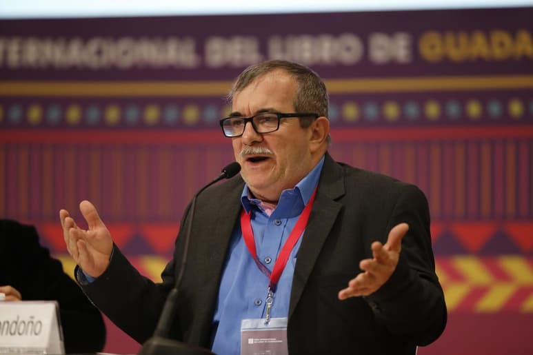 La Policía Nacional de Colombia reportó que impidió un atentado contra la vida de Rodrigo Londoño. (ARCHIVO)