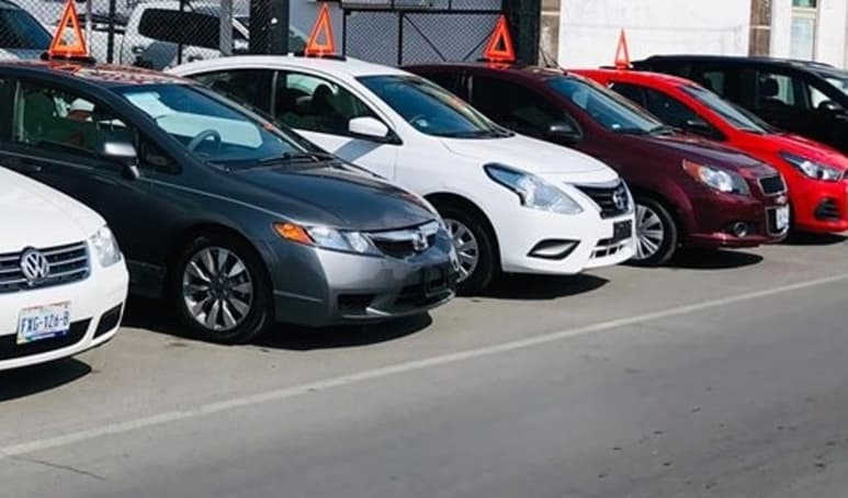 Una opción para las personas es buscar un automóvil seminuevo, lo cual tiene sus ventajas y desventajas. (EL SIGLO DE TORREÓN)