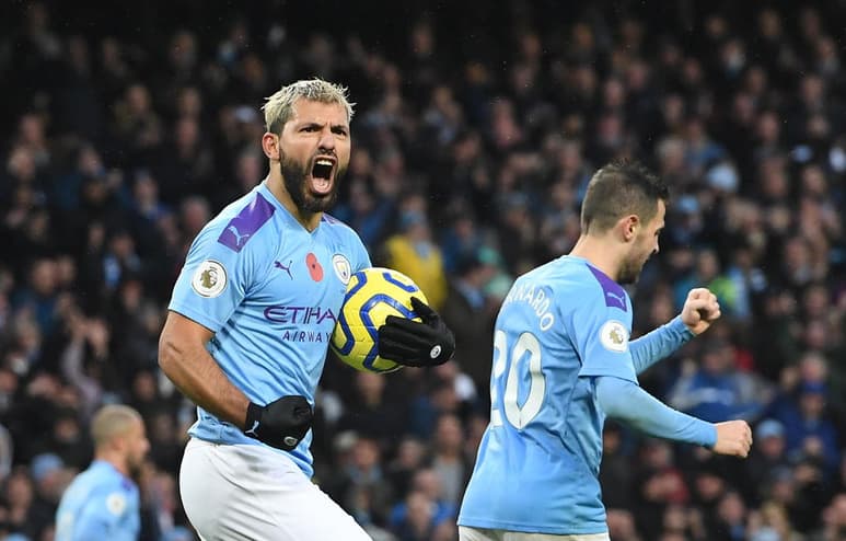 El romperredes argentino se encuentra por detrás de los ingleses Andy Cole, Wayne Rooney y Alan Sharer entre los goleadores históricos de la Premier League. (ARCHIVO) 