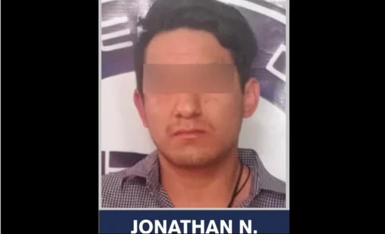 Elementos de la Agencia Estatal de Investigación cumplieron orden de aprehensión en contra de Jonathan 'N.' por su probable responsabilidad en la violación de un menor de edad, a quien en agosto de 2019, se le diagnosticó una infección de transmisión sexual. (ESPECIAL)