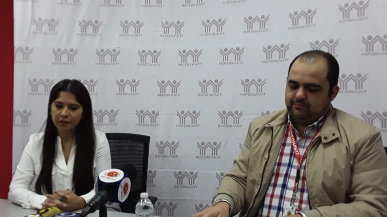 Este martes el funcionario presentó en Monclova a Miriam Contreras como la nueva gerente de la oficina local, la cual cubre las regiones Centro y Carbonífera. (EL SIGLO COAHUILA)