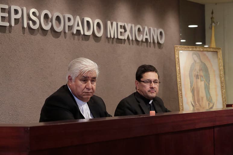 Al encabezar la primera conferencia del año, el líder de la iglesia católica explicó que a esta cifra se suman 155 religiosos que son investigados por mirar pornografía infantil, revelar secretos de confesión entre otras. (ARCHIVO)