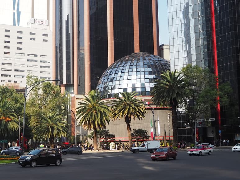 La colocación de CKDes es con clave de cotización de PMCAPCK, a través del banco Invex, y la colocación es de seis mil millones de pesos. (ARCHIVO)