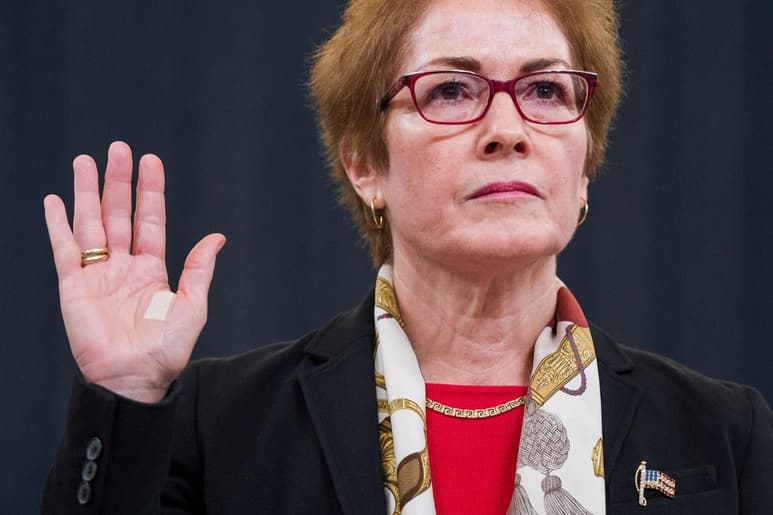 Ucrania ha abierto procedimientos penales sobre la posible vigilancia ilegal a la exembajadora estadounidense en Kiev Marie Yovanovitch. (ARCHIVO) 