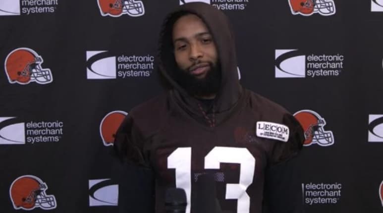 Odell Beckham Jr. es acusado de agresión simple a un policía en el vestuario del Superdome el lunes por la noche. (CORTESÍA)