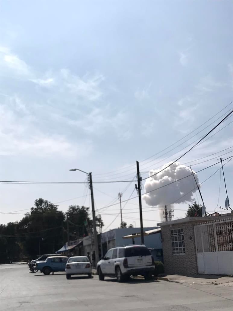 Se indicó que se contabilizaron siete polvorines dañados y en el lugar aún laboran elementos de la Guardia Nacional, de Protección Civil, de la Secretaría de Salud mexiquense, la Fiscalía estatal, bomberos de Zumpango y otros municipios.
(ESPECIAL)