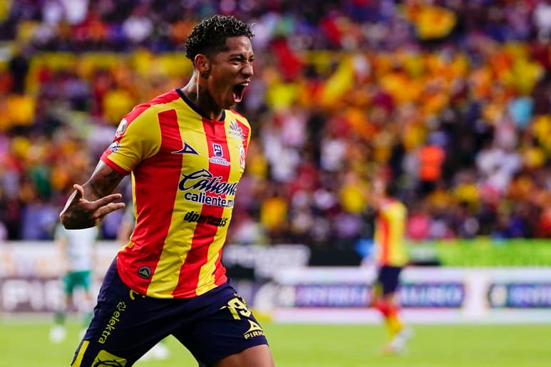 El mediocampista vestirá por tercera ocasión en su trayectoria los colores del Sporting Cristal, club que estará participando en la próxima Copa Libertadores 2020. (ARCHIVO)